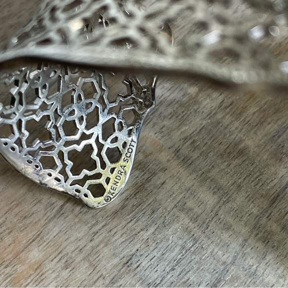 Kendra Scott Candice Statement Cuff
Bracelet in Vintage Silver - Picture 4 of 4